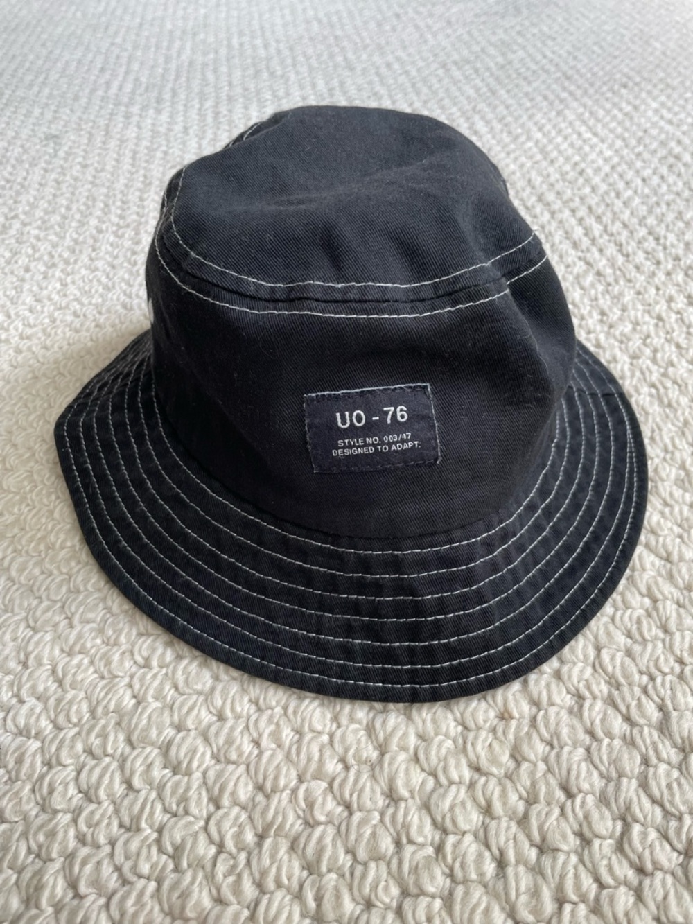 Black bucket hat